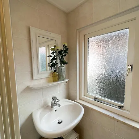 Apartment & | 8 Personen | Egmond Aan Zee
